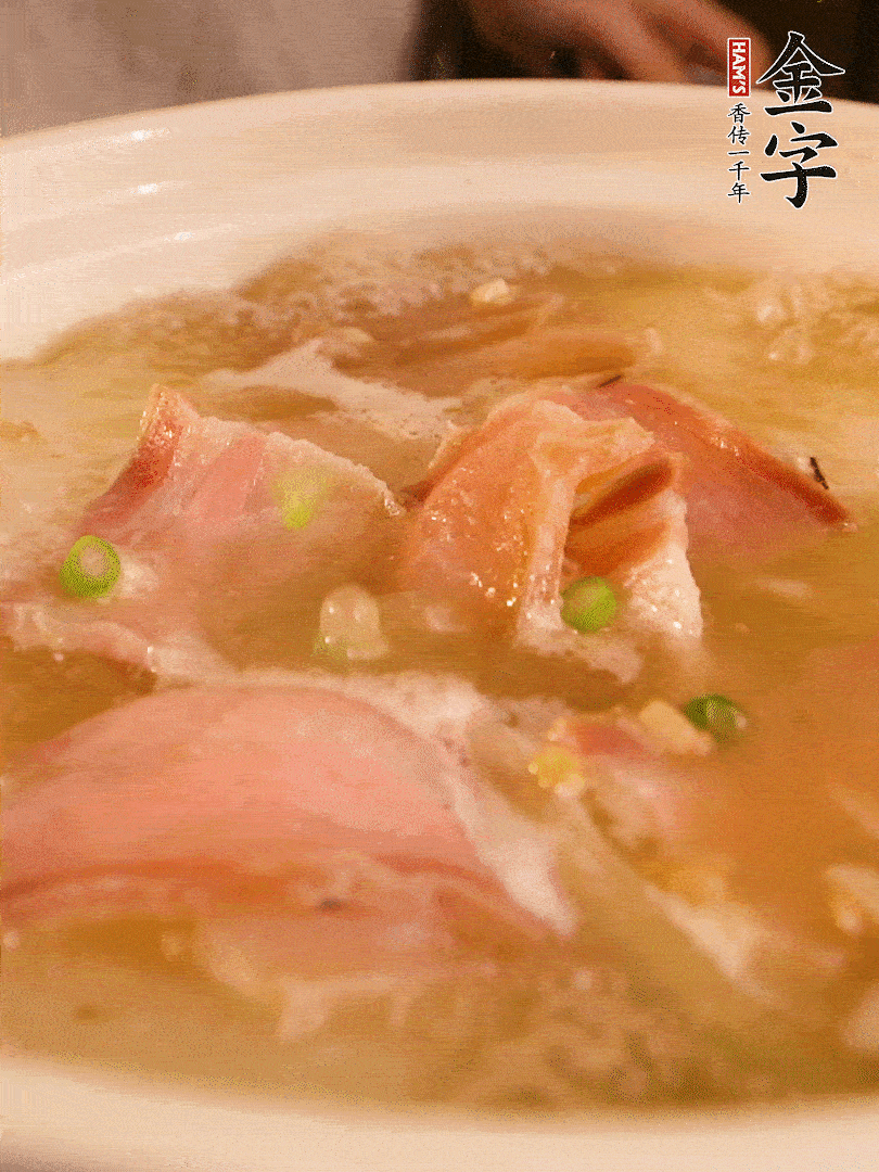最后撒點(diǎn)蔥花。